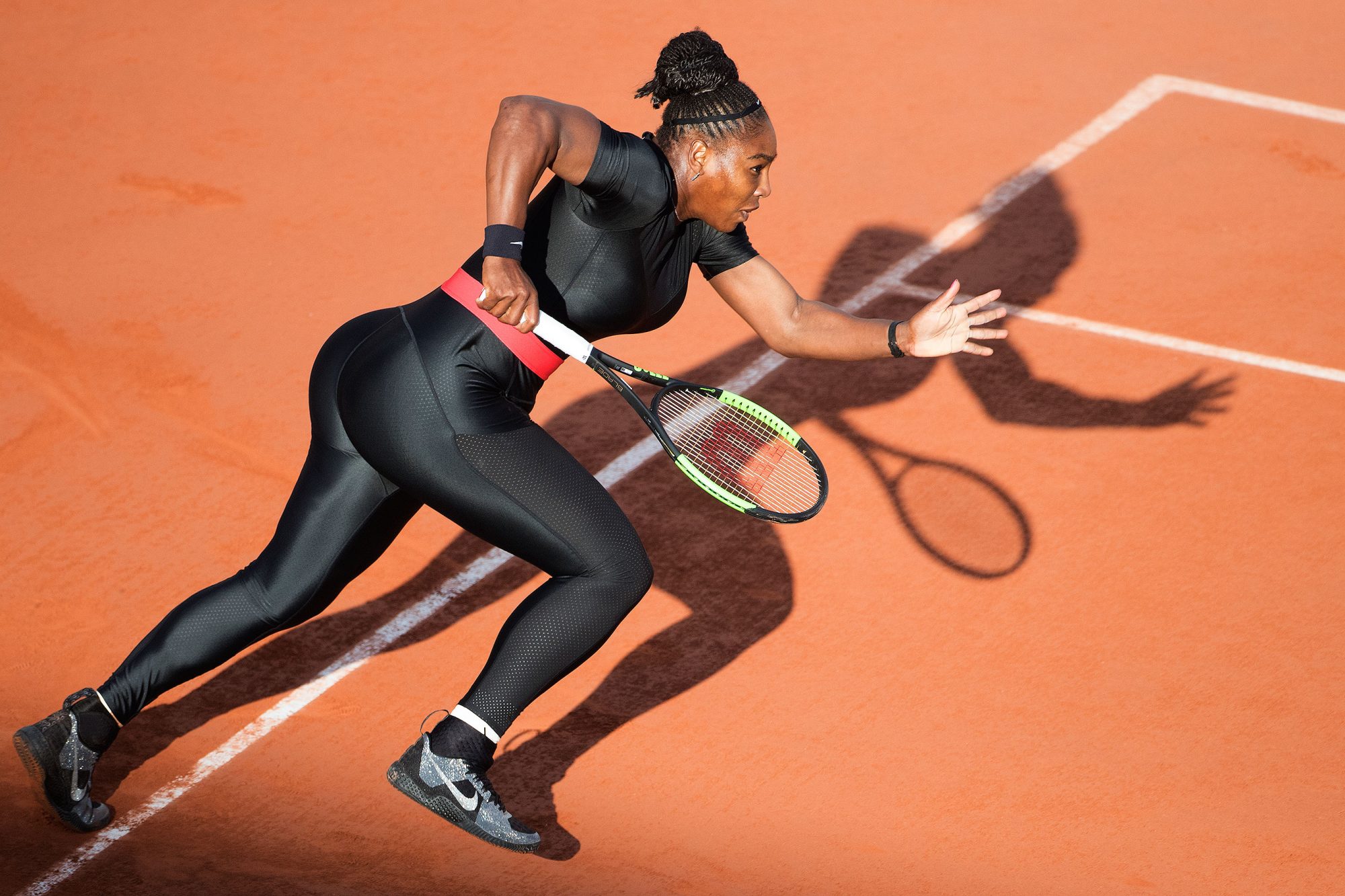 serena-williams-catsuit-600x398